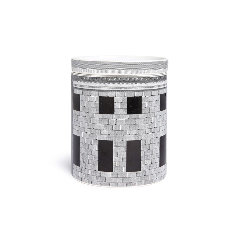 Fornasetti NEL MENTRE Vela perfumada grande. Architettura